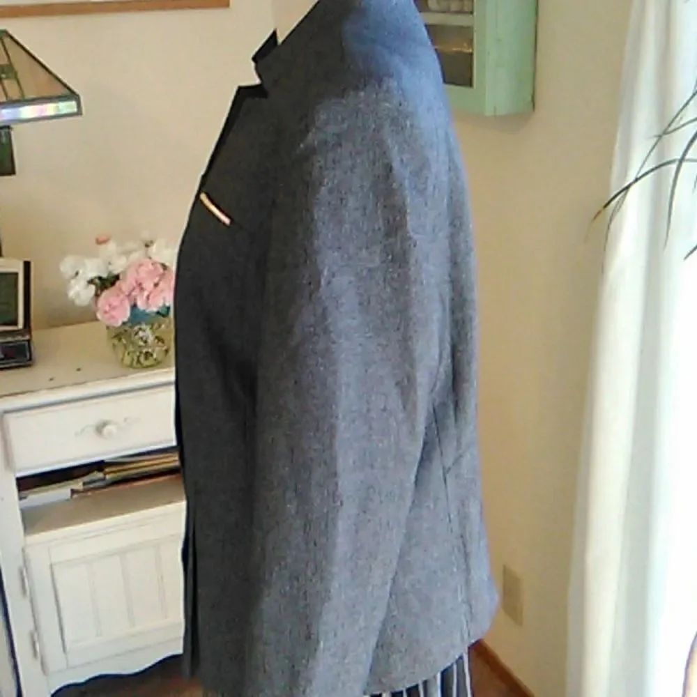 NWT Yunclos Jacket - Picture 7 of 12
